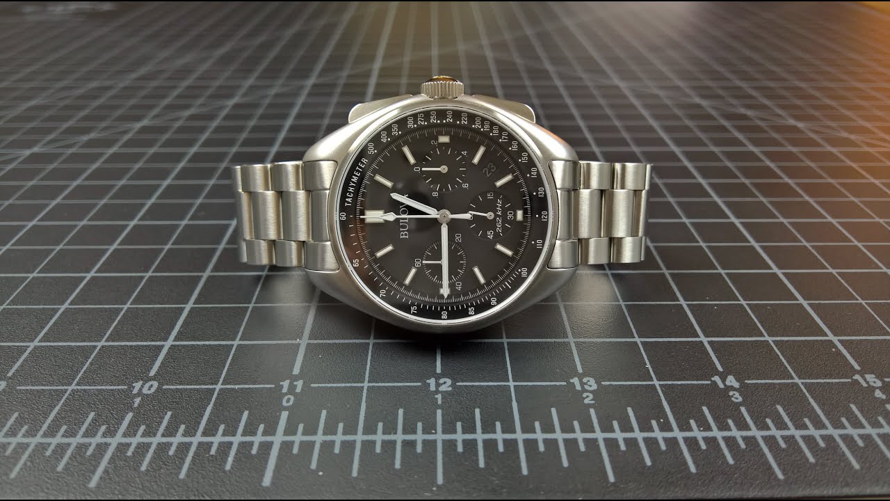На запястье, с рук: переиздание специальной серии часов Bulova Moon Watch – 96B258