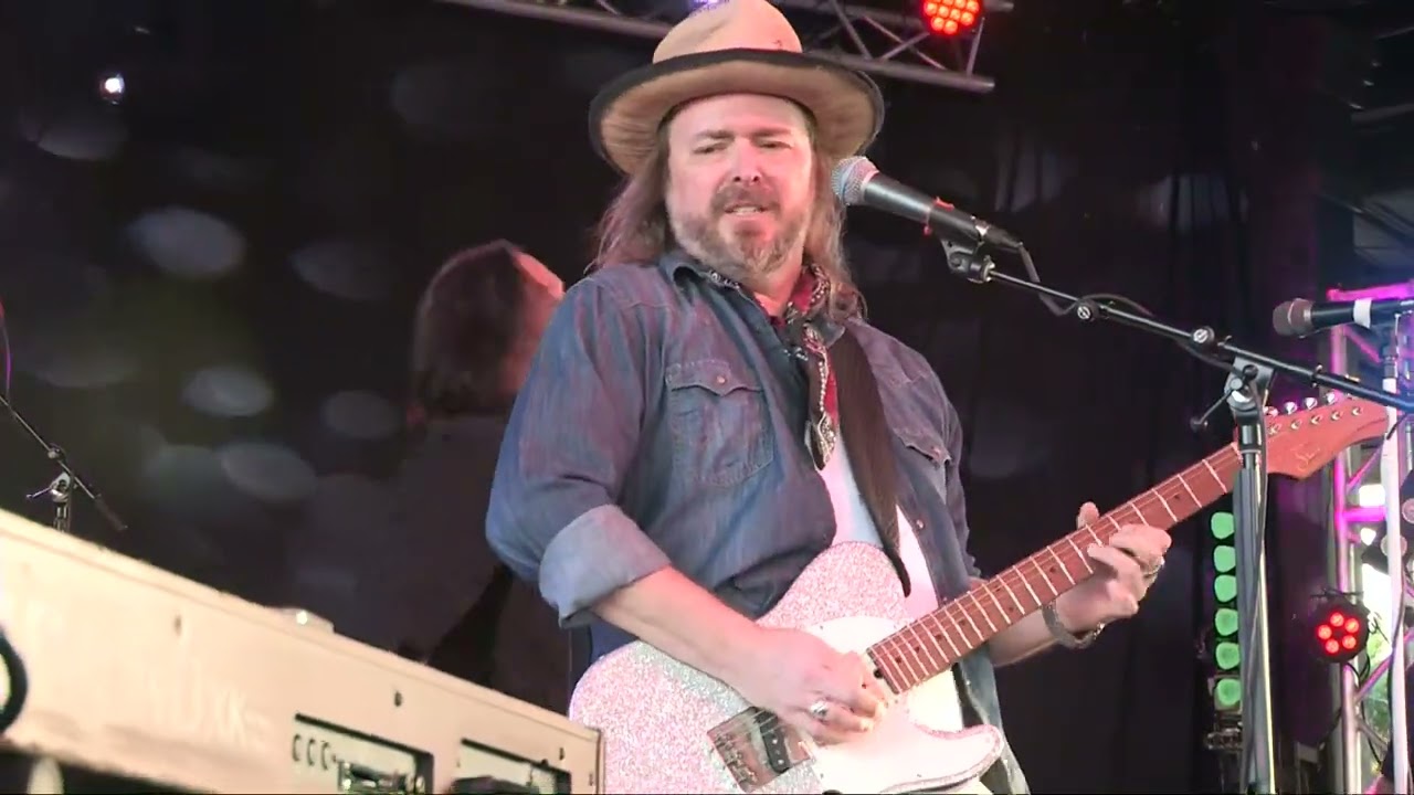 EL ROOSTARS THE SHED 4 26 2025