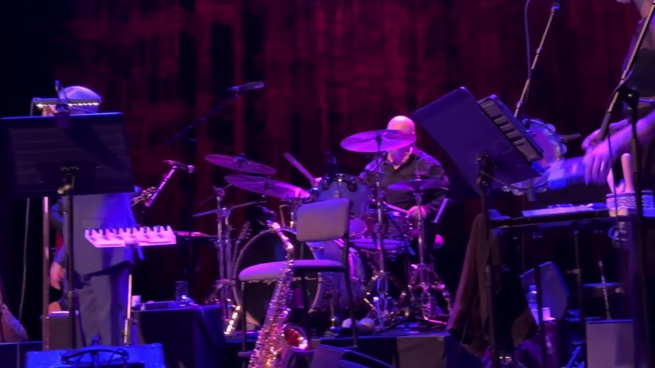 Van Morrison - Brand New Day, live at Tivoli Vredenburg, 1 May 2024