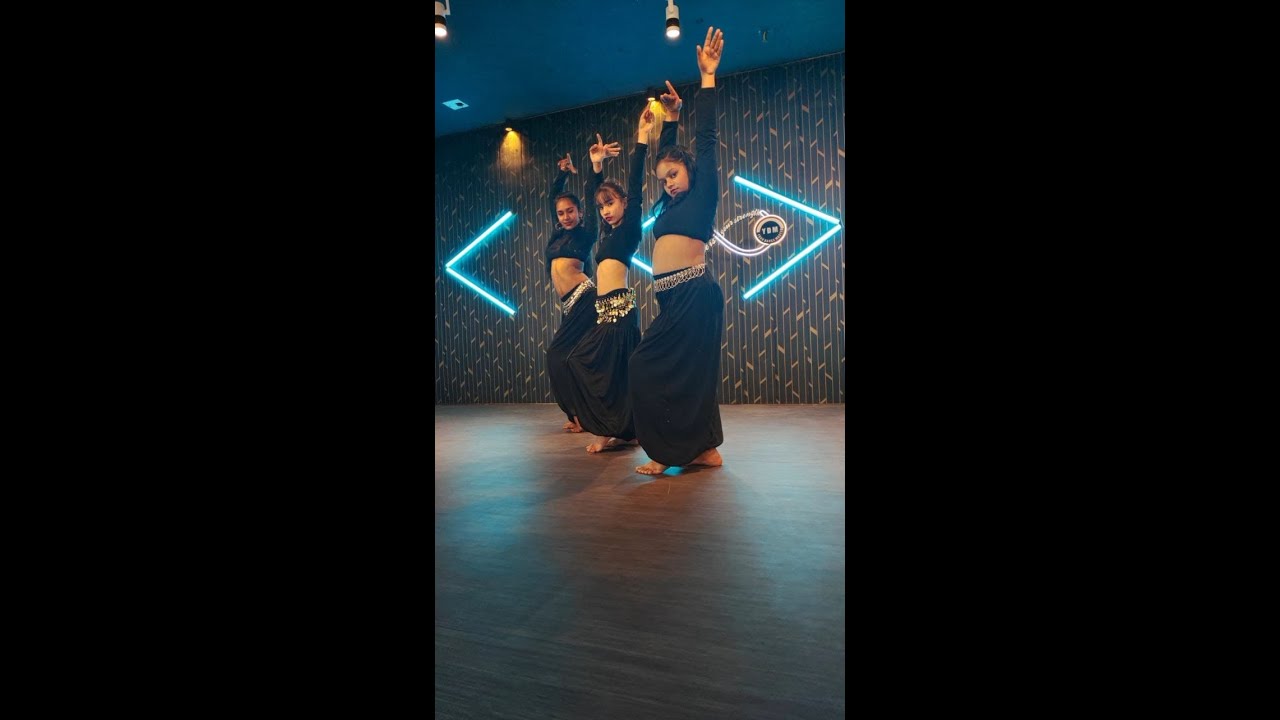 Mehboob Mere | Sushmita Sen | #shorts | Yashdeep Malhotra Choreography | Step Up Student Zone