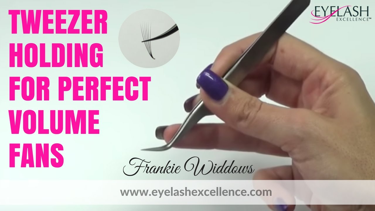 TWEEZER HOLDING FOR PERFECT RUSSIAN VOLUME FANS