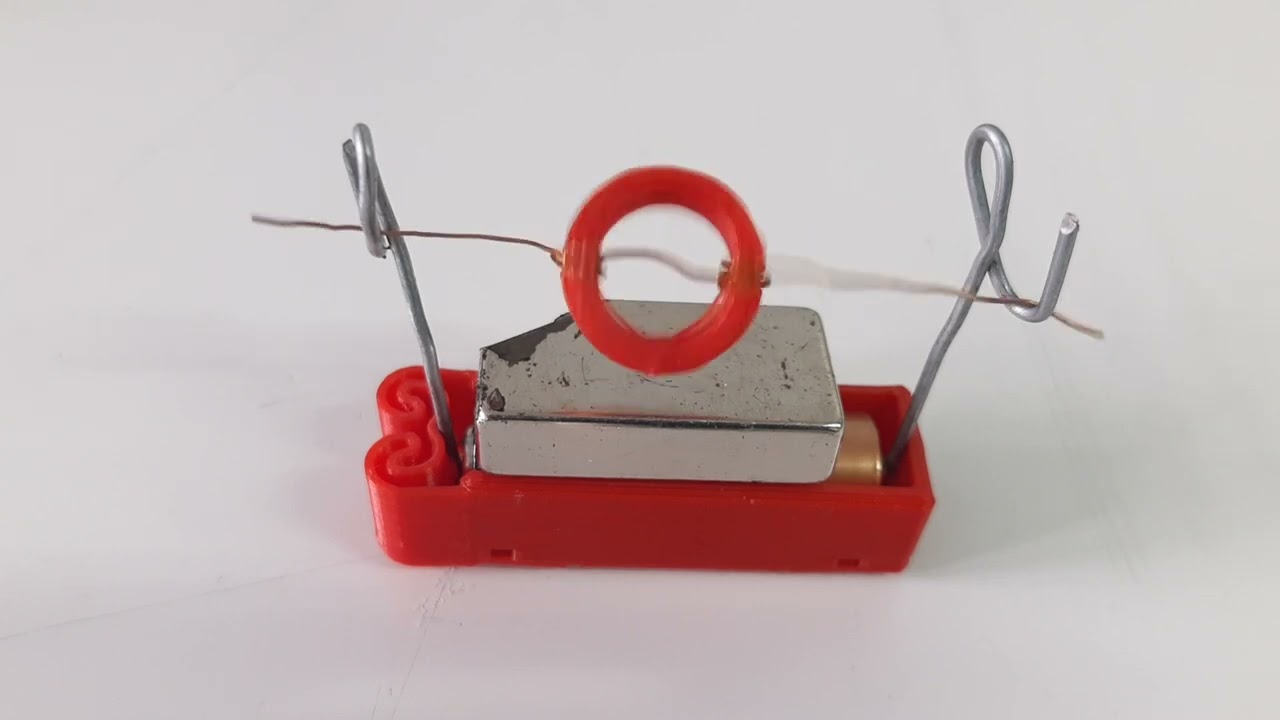 Aplicação da Lei da Física chamada de Faraday Lenz. Está lei é utilizada em motores elétricos.