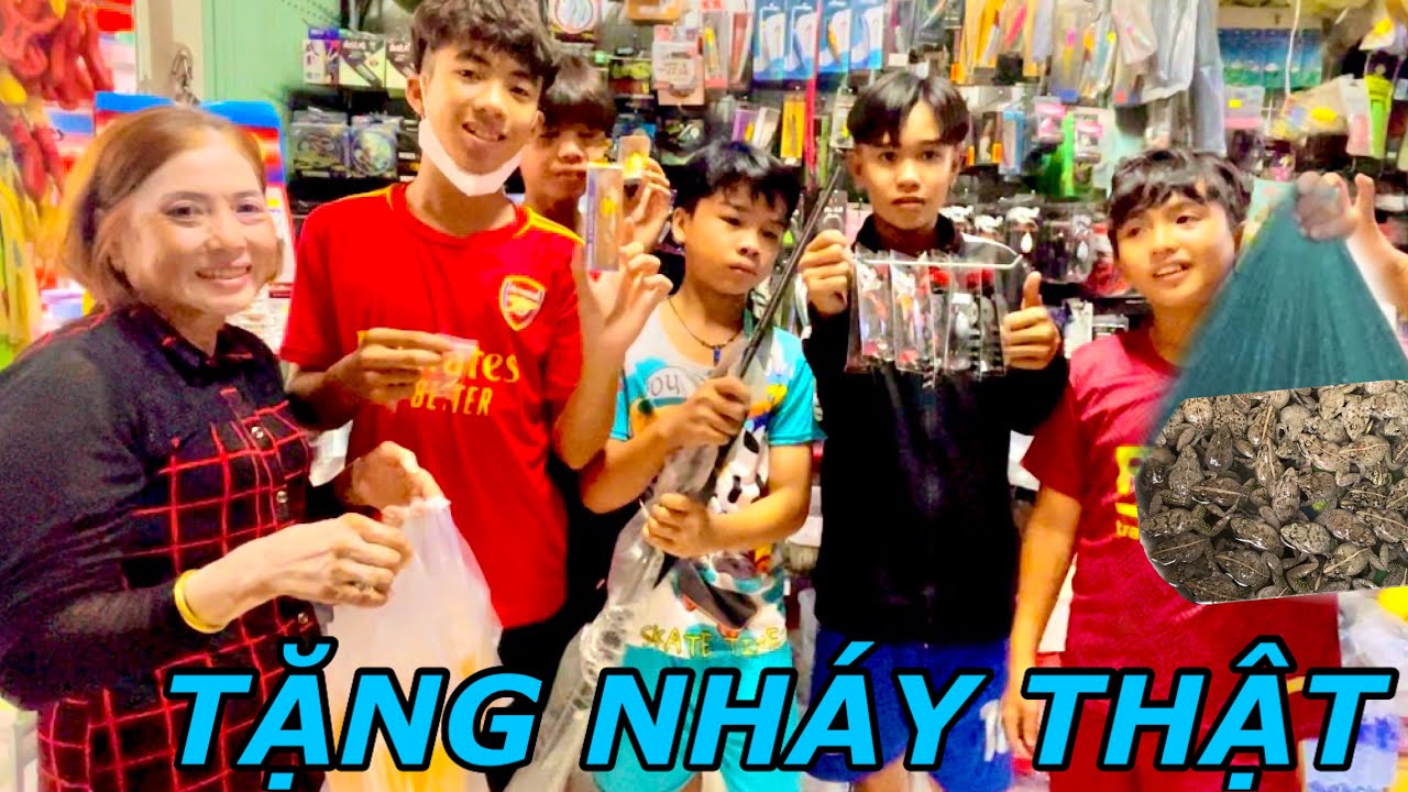 Niềm Vui Lớn Khi Cả Team Đựơc Anh Tư Khải Mua Tặng Cần Câu Máy Shimano Fxs_70MB2 Mới