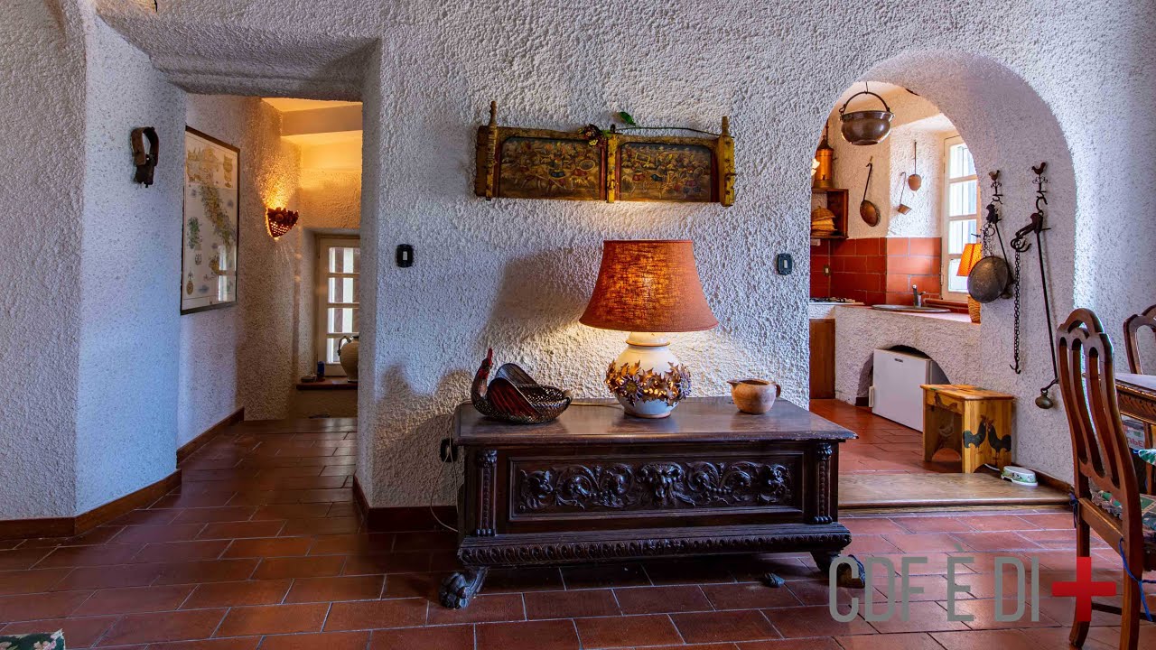Visita dell'immobile | Frasso Sabino (RI), Italy | Appartamento in piccolo borgo della Sabina