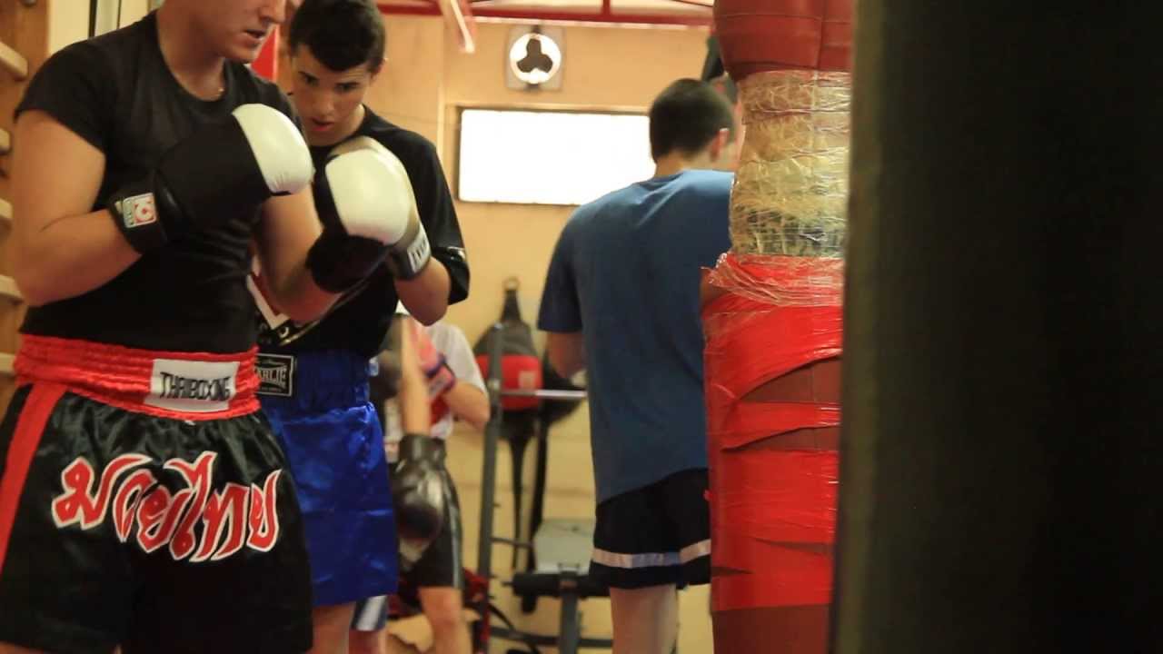 Ayutthaya Boxing Center entrenamiento