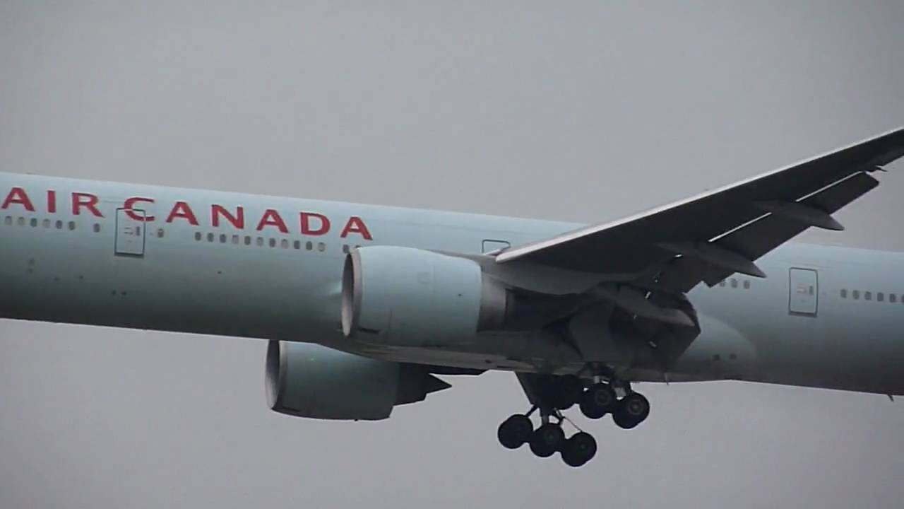 Air Canada Boeing 777-300ER (C-FIVM) landing at FRA/EDDF (Frankfurt - am Main) RWY 25L