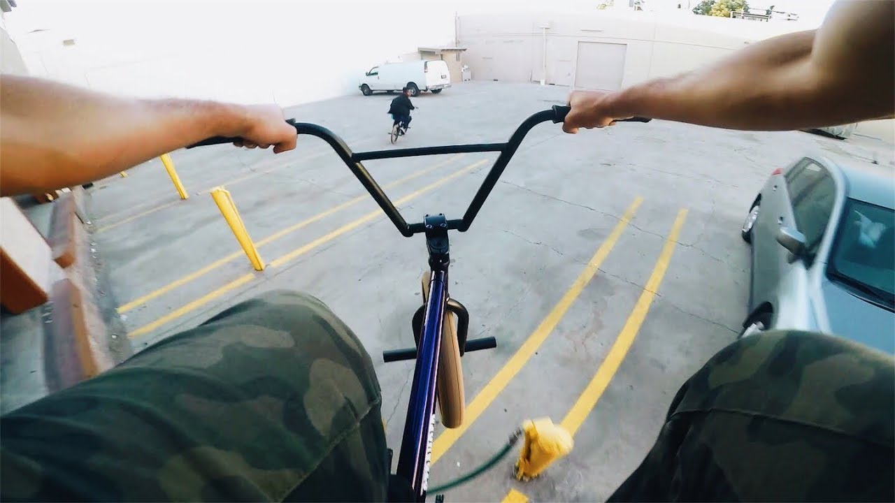 BREAKING IN MY NEW BIKE (BMX IN THE HOOD)