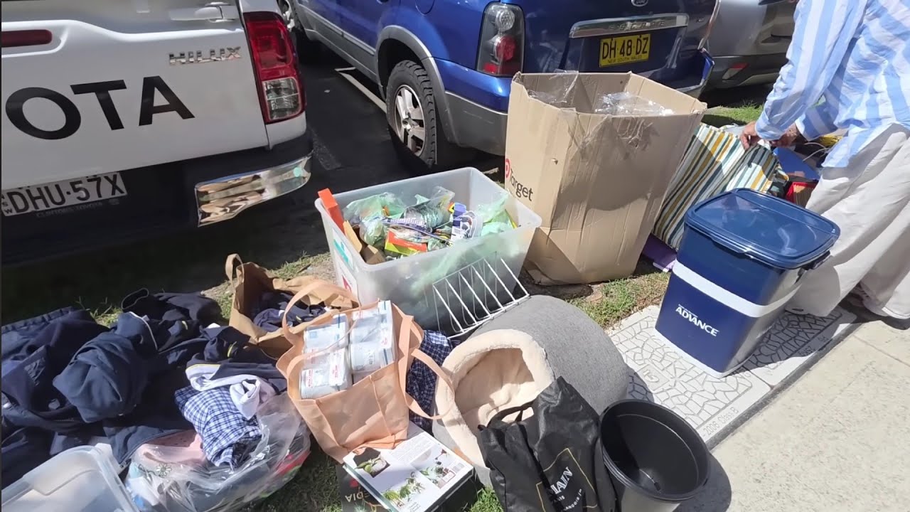 O m&oacute;j Boże! Znalazłem 5 pudeł na wysypisku. I TAAAM... Musicie to zobaczyć! To nie wysypisko, to ...