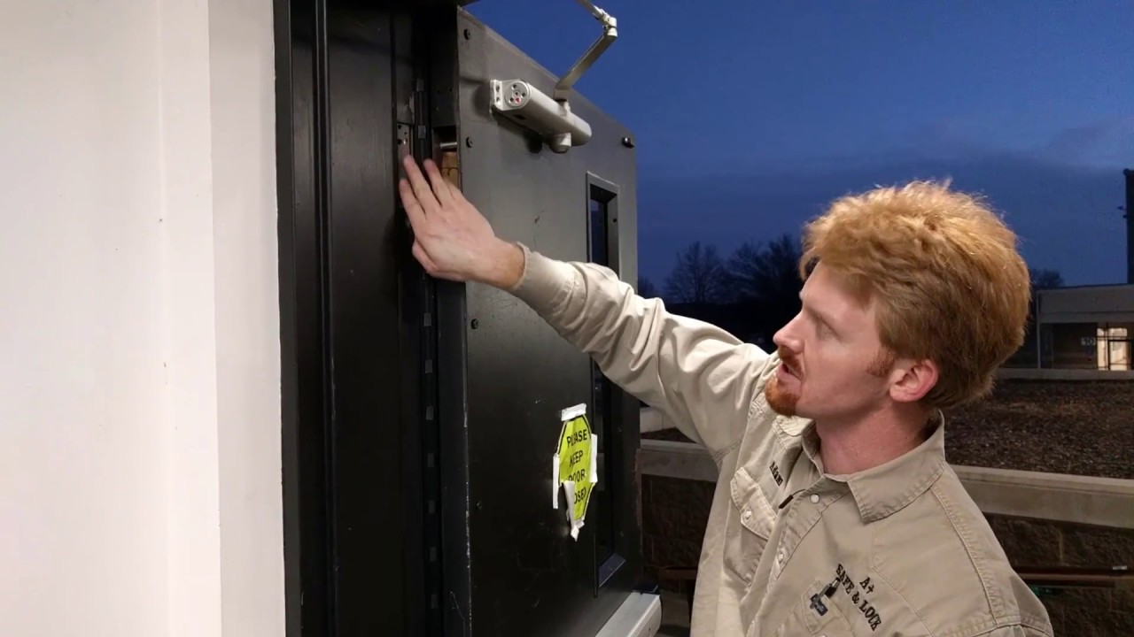 Continuous Hinge Installation and Operation