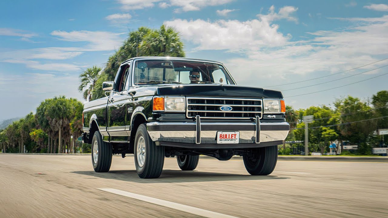 5.0L V8, One Owner, Original Paint & Interior | 1990 Ford F-150 XLT Lariat