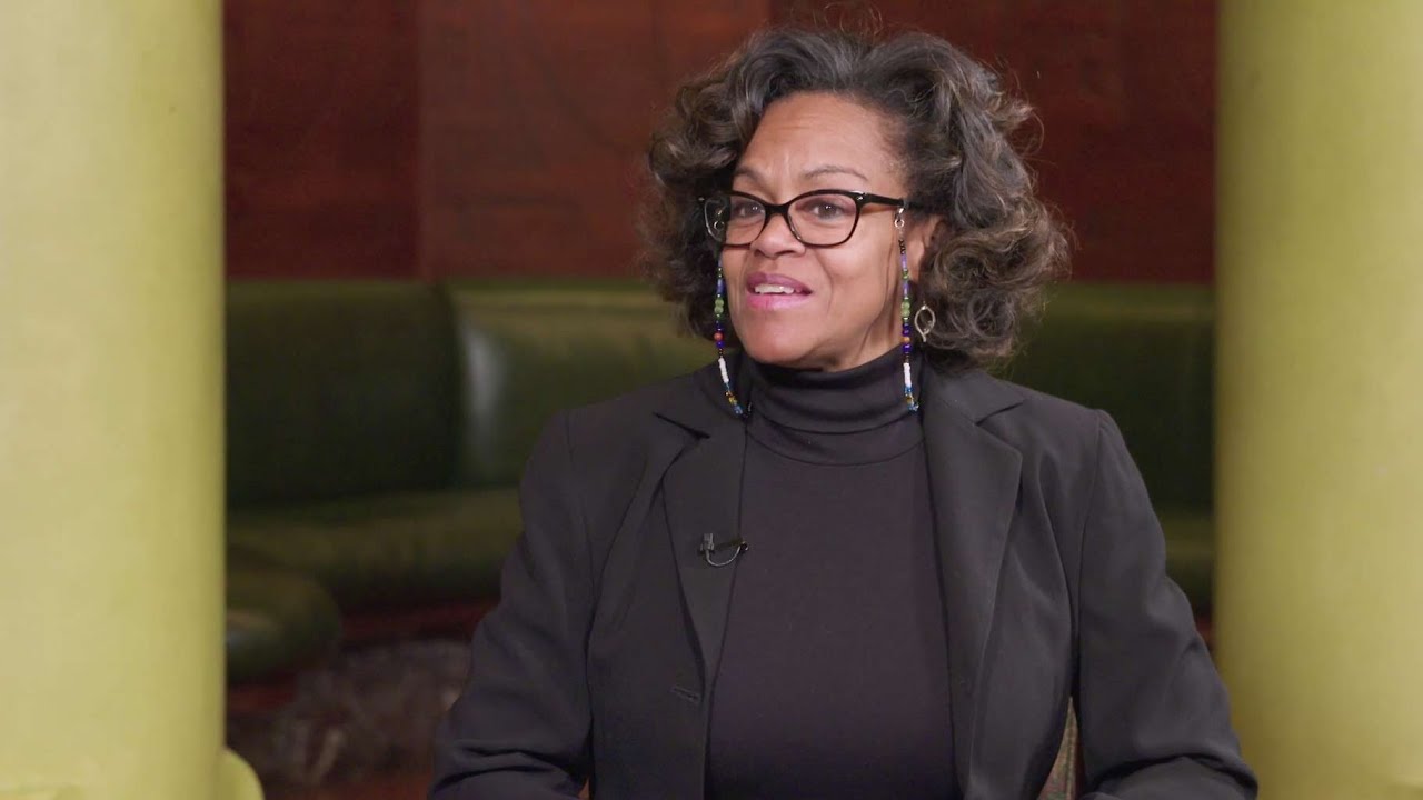 Stage Manager Lisa Dawn Cave | THEATER: All the Moving Parts