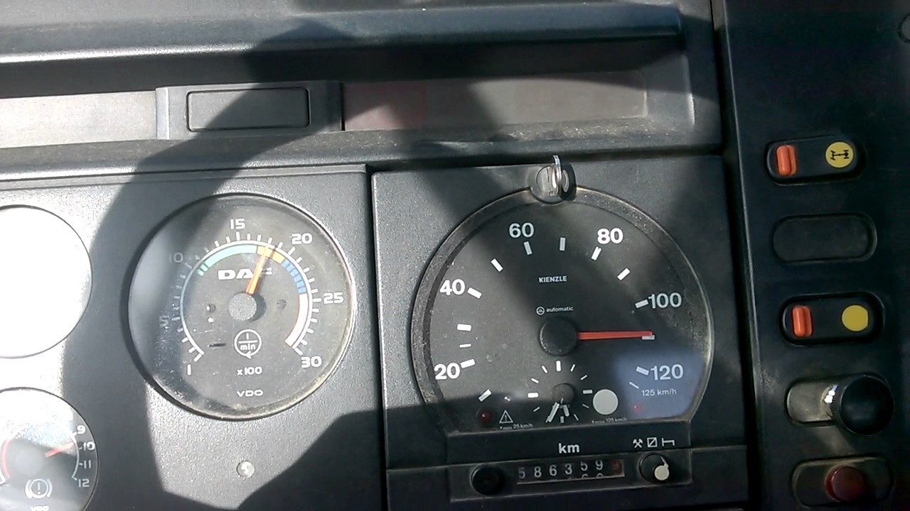 DAF 85 CF 340 130km/h