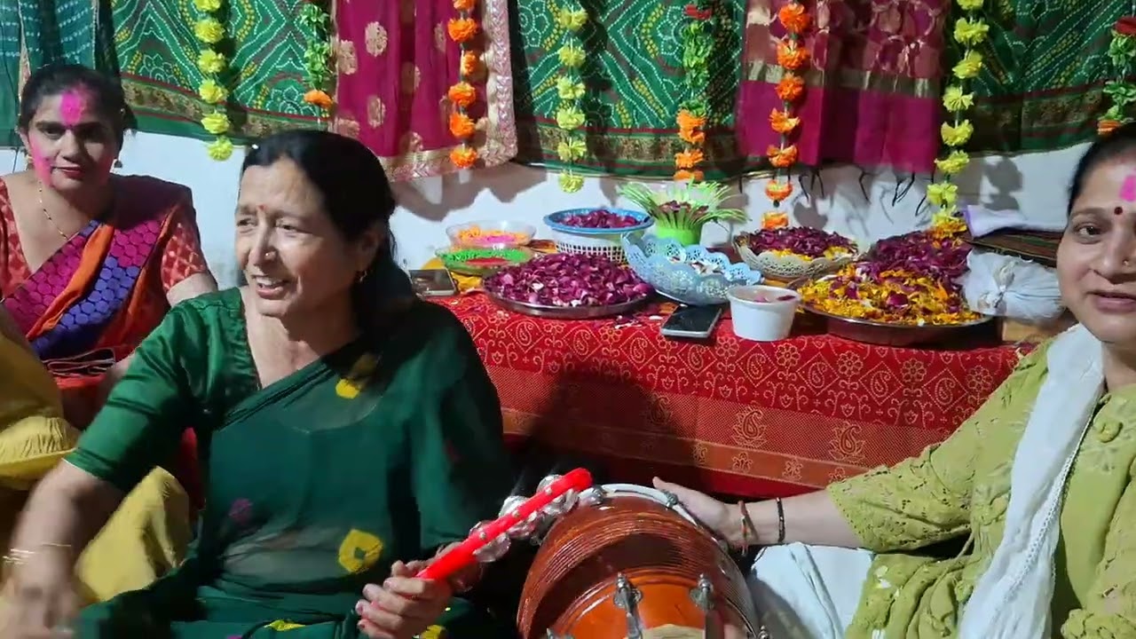 होली आई रे होली आई रे हैप्पी होली सुंदर भजन होली का सुना बहुत आनंद आएगा