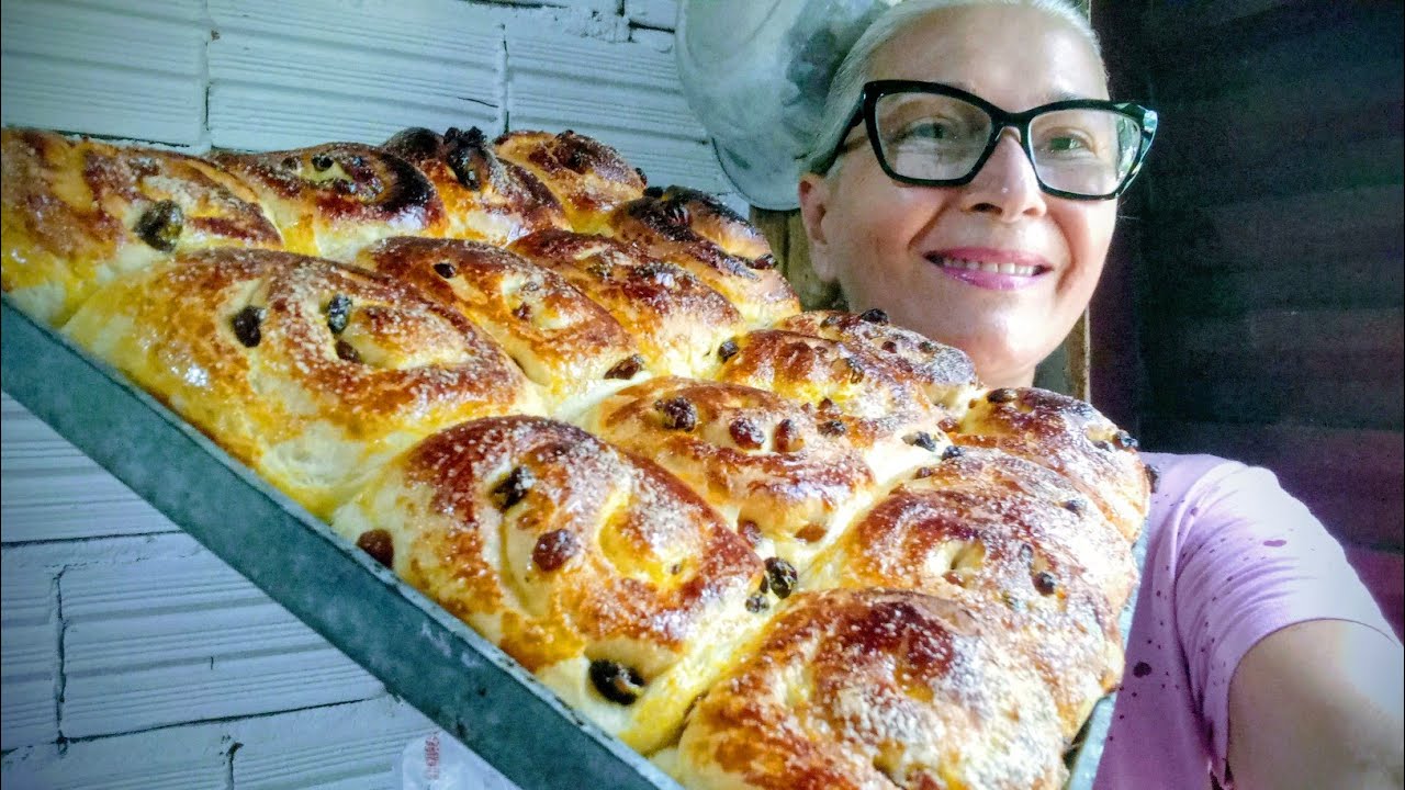 Rosca Caseira com uvas passas 