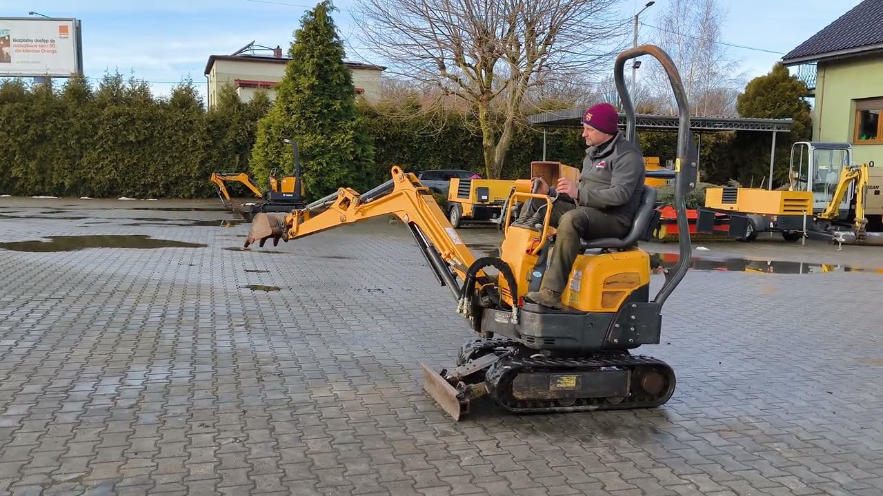 Minikoparka YANMAR SV 08   1AS Rok produkcji 2017