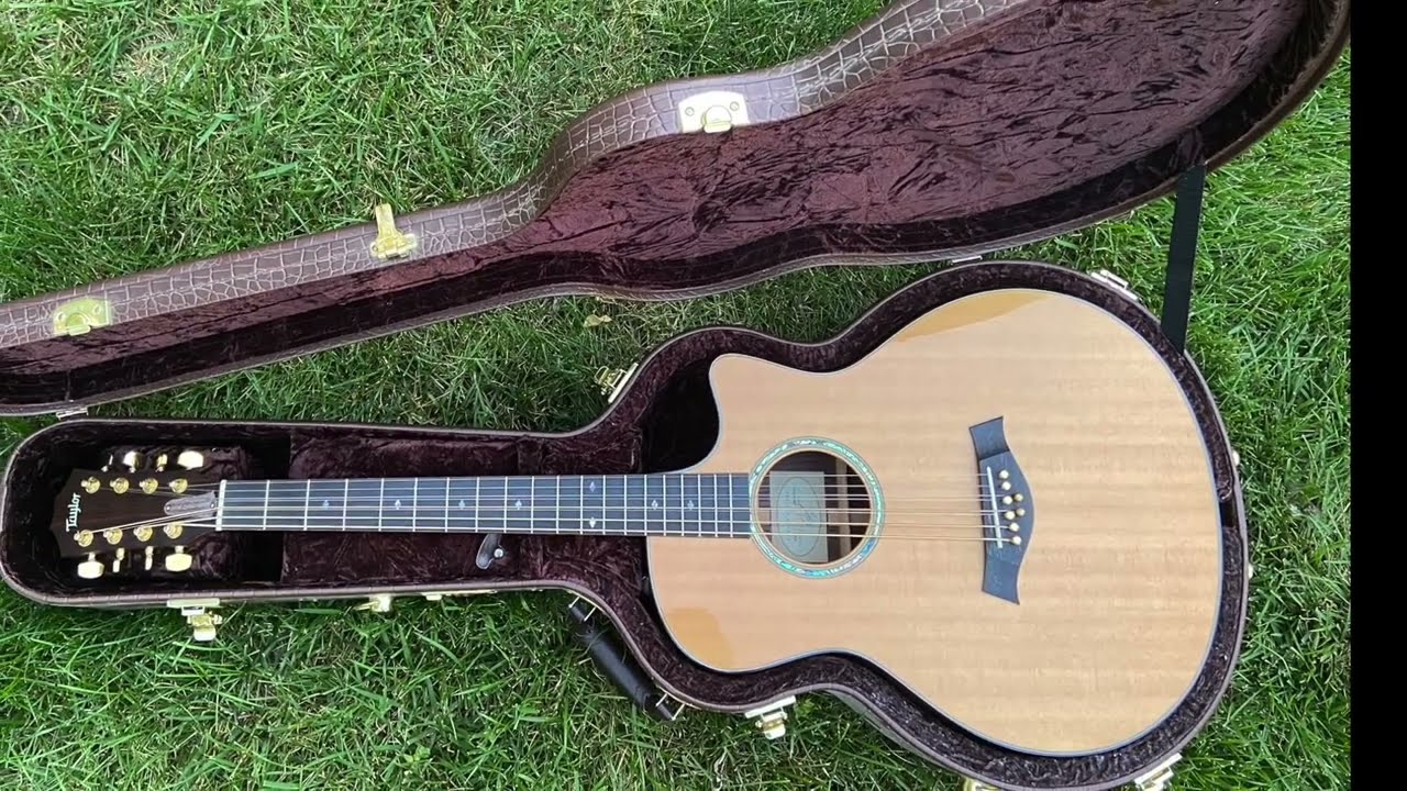 Taylor Baritone 8 (2009) Acoustic Guitar Demo