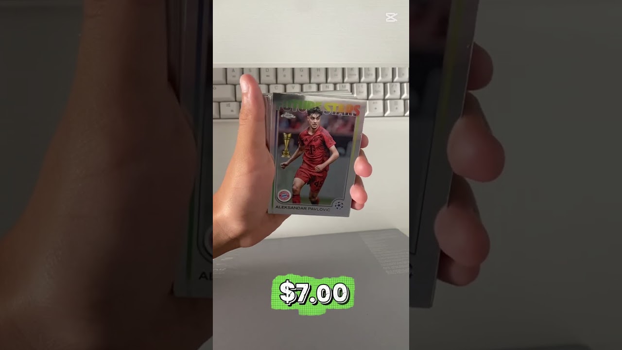 Unboxing the Pound of Soccer from cherry collectibles 