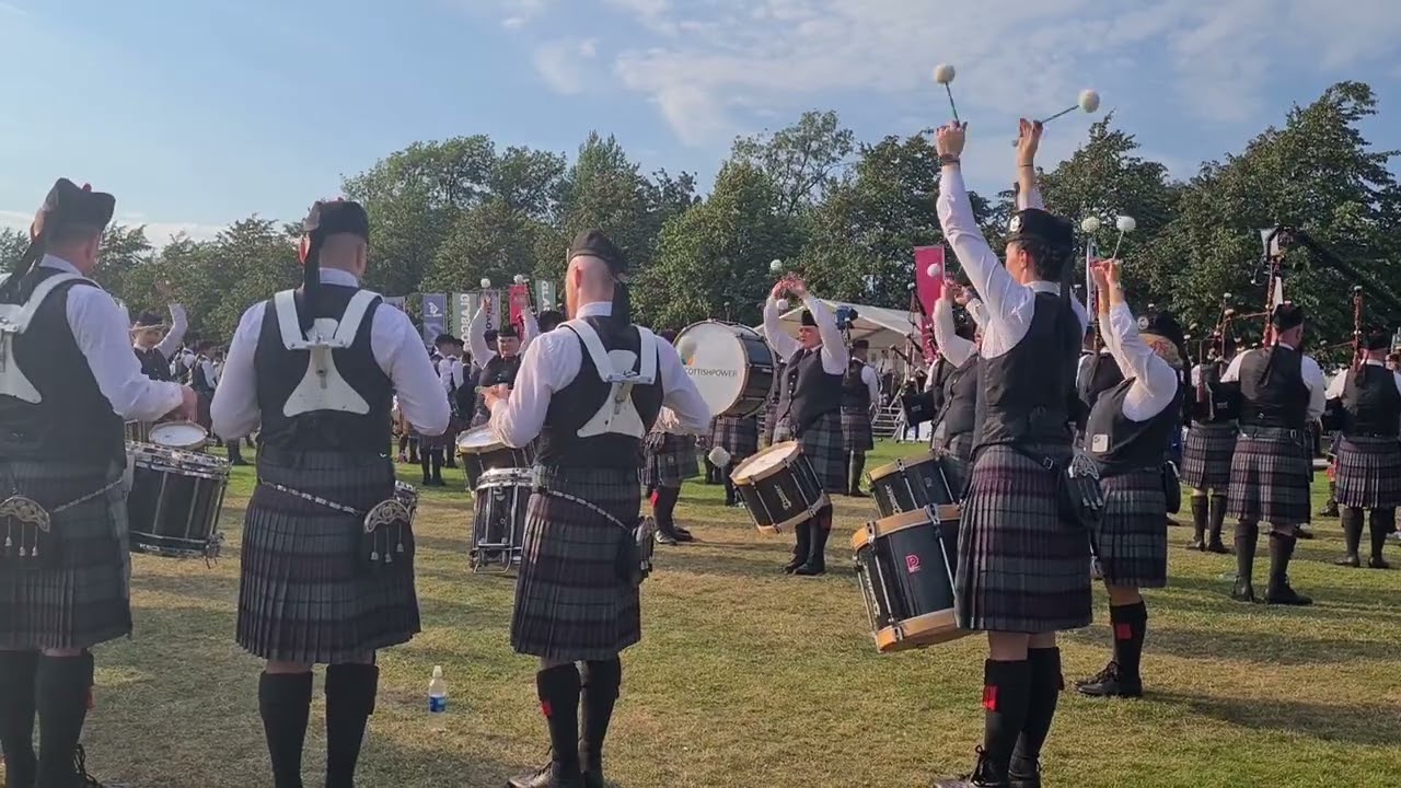 Scottish Power Pipe Band playing 6/8 marches @ World Pipe Band Championships March Past, 2022