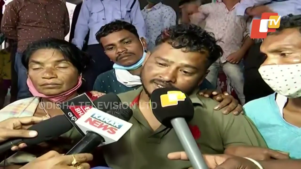 Medical Negligence Alleged In Malkangiri Hospital, Irate Locals Stage Protest After Patients' Death