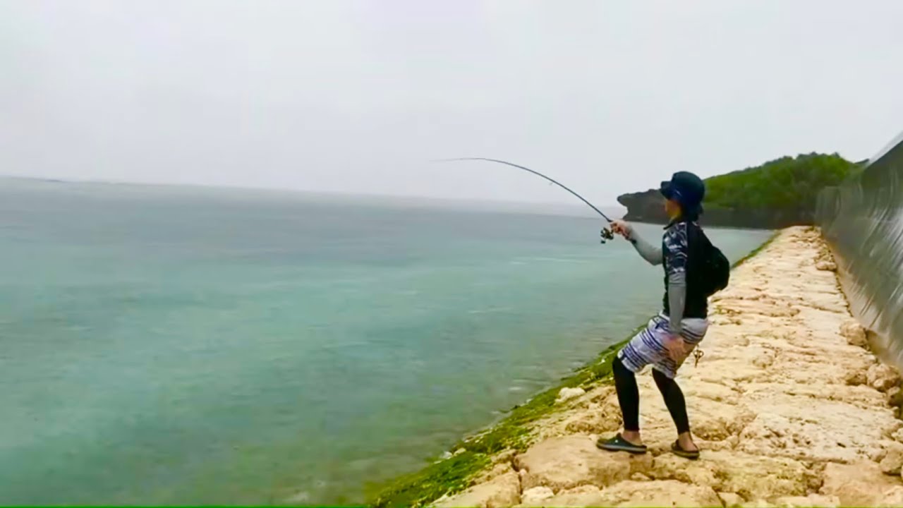 【沖縄ルアー釣り】大型タマンを大雨の中、ライトタックルで仕留める！