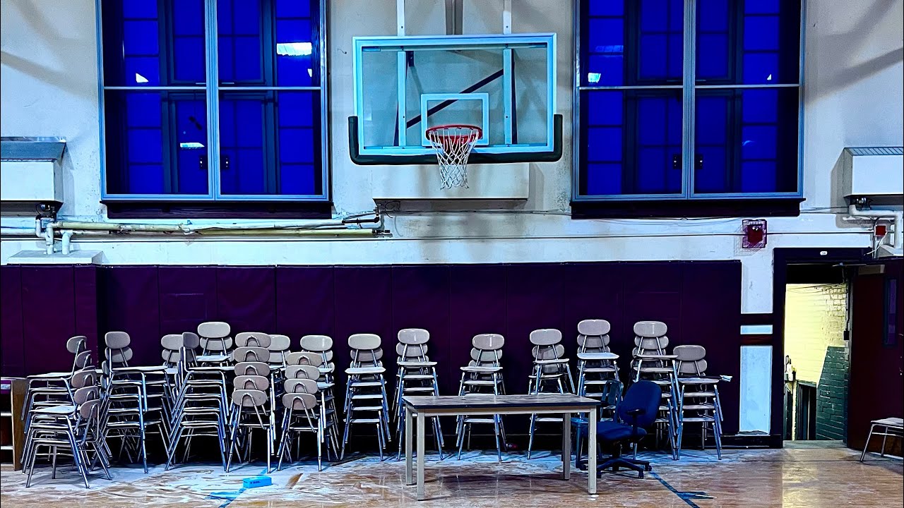 Exploring a Recently Abandoned School With Power Still On!