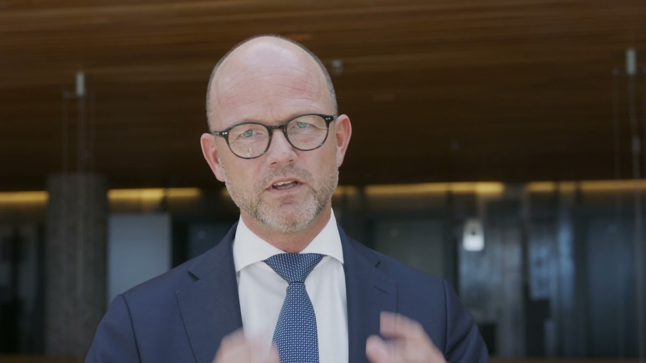 NHO jakter p&aring; l&aelig;replasser