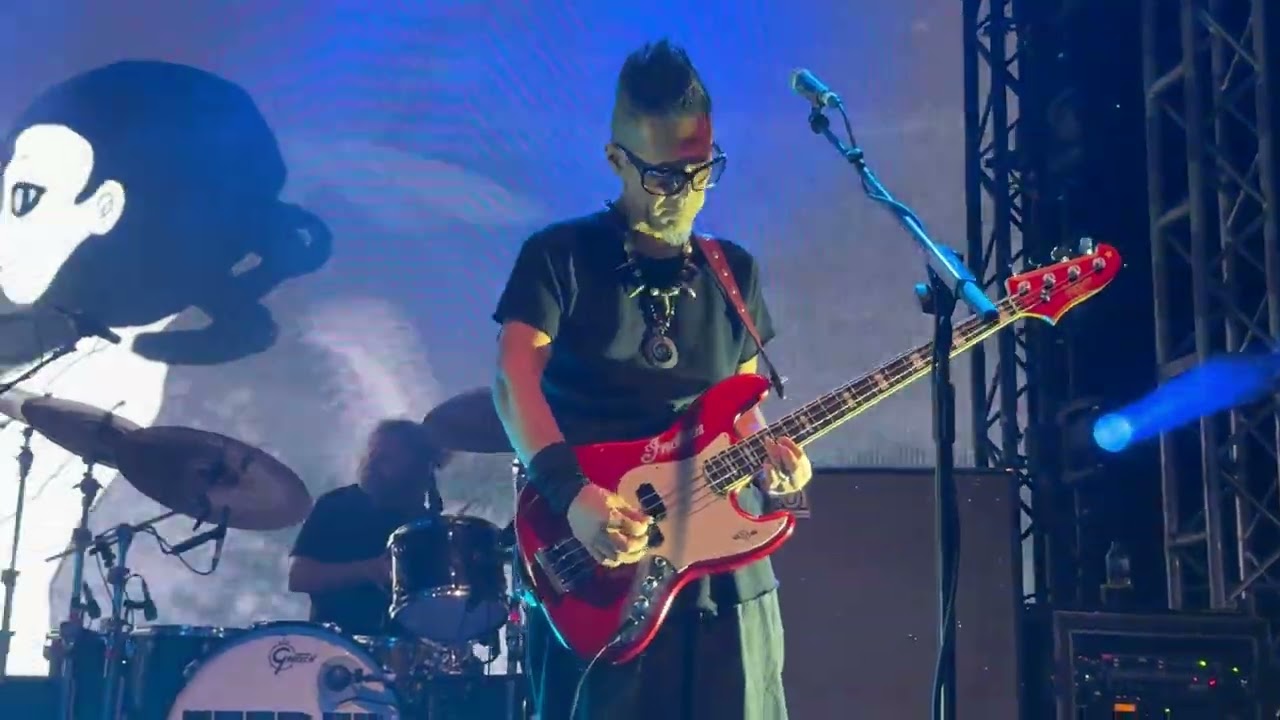 FEEDER - Feel It Again - Comfort In Sound Live Tour 2025 (Leeds)