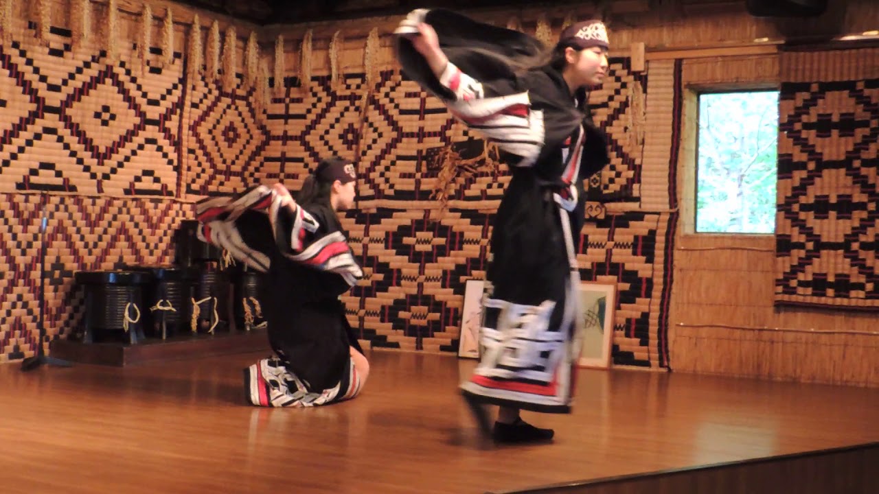 Japanese Crane Dance