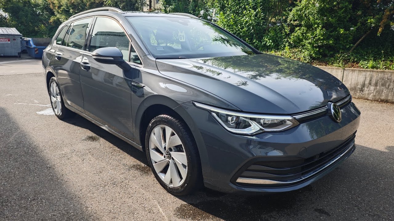 Golf 8 Kombi 2023 1,5 eTSI zu verkaufen