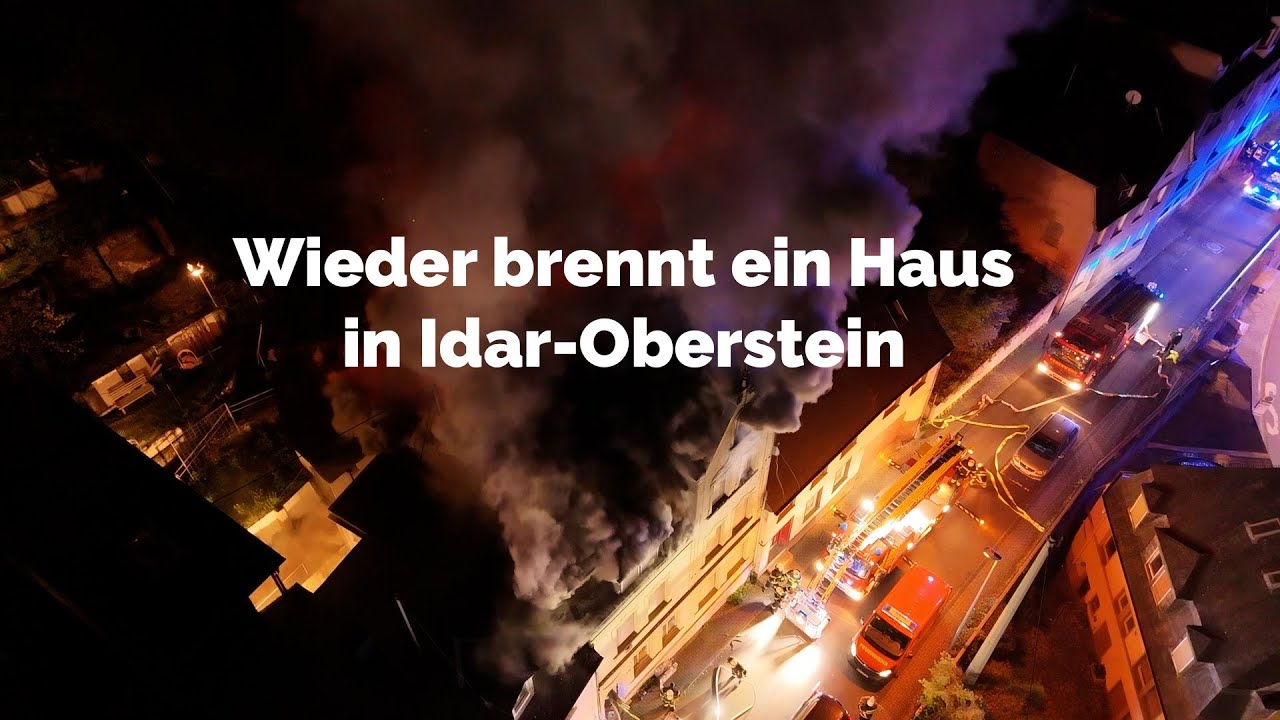 Feuerwehr löscht brennendes Haus in Idar-Oberstein