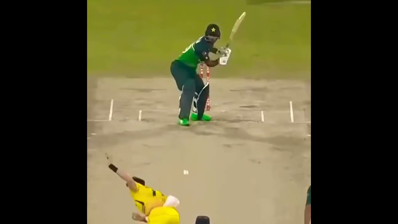 Fakhar Zaman Six or out?🔥🔥🔥 #ausvspak2022 #fakharzaman #six