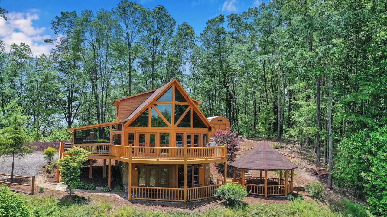 Mountaintop Getaway in Blue Ridge, GA