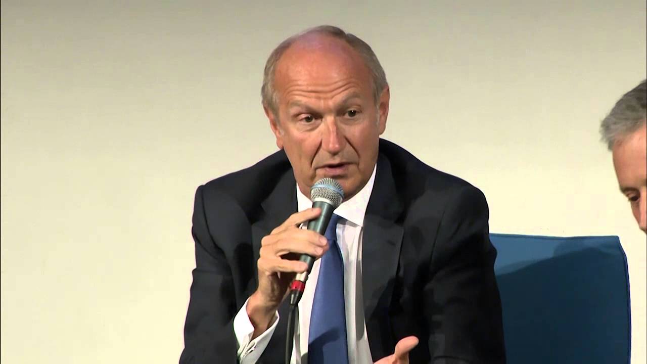 Conférence "L'Oréal la beauté de la stratégie" ESCP Europe accueille Jean-Paul AGON, PDG de L'Oréal