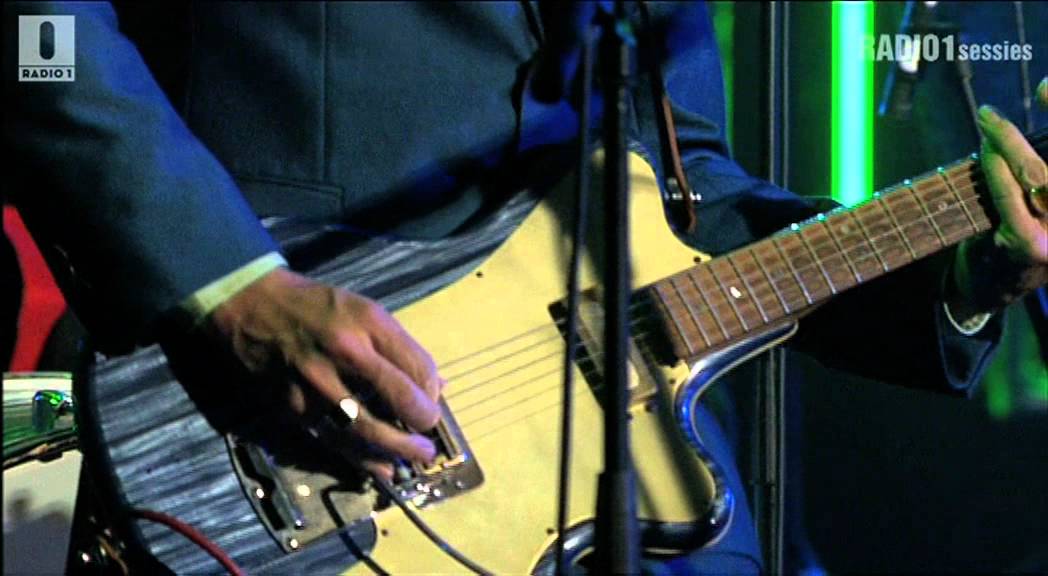 Adamo & Triggerfinger - 'En blue jeans et blouson de cuir' // Radio 1 Sessies