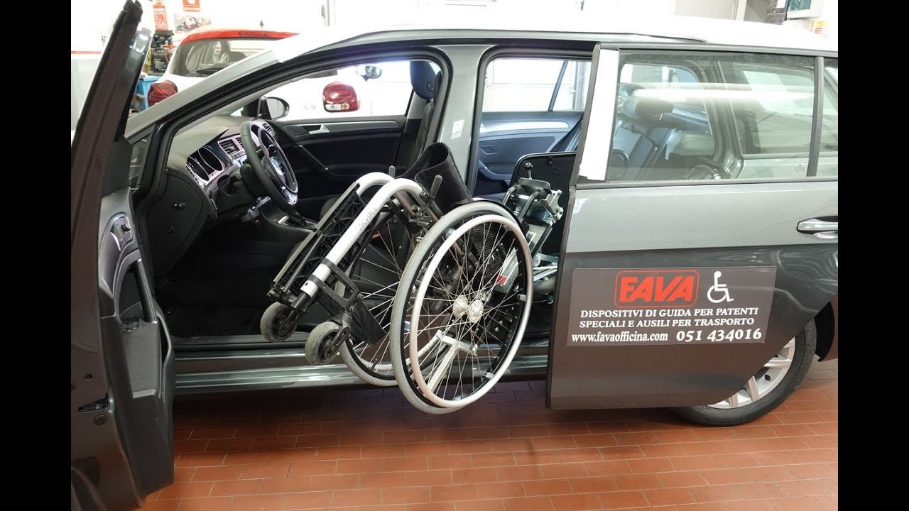 VW GOLF 7 VARIANT - EDAG SYSTEM Robot carica carrozzina