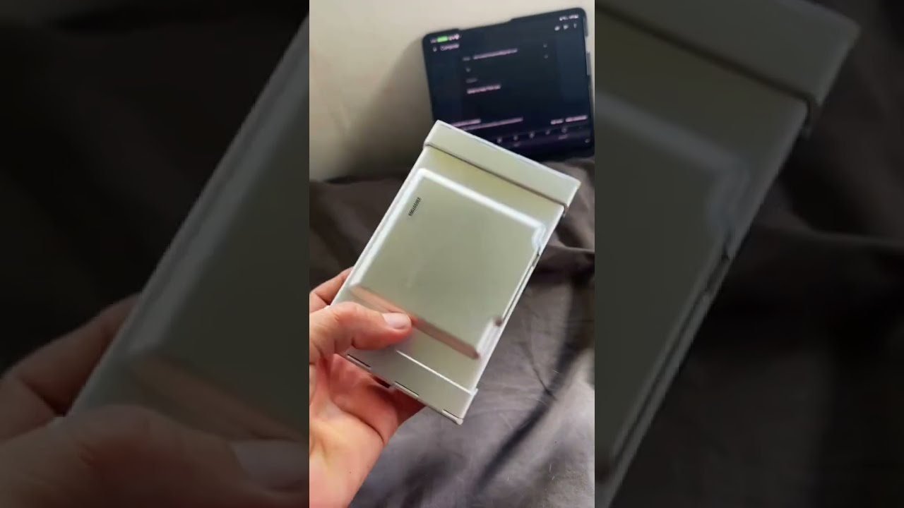 Foldable keyboard and phone