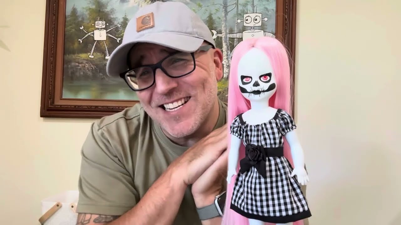 My history with Living Dead Dolls and a look at my Handmade Tina Pink