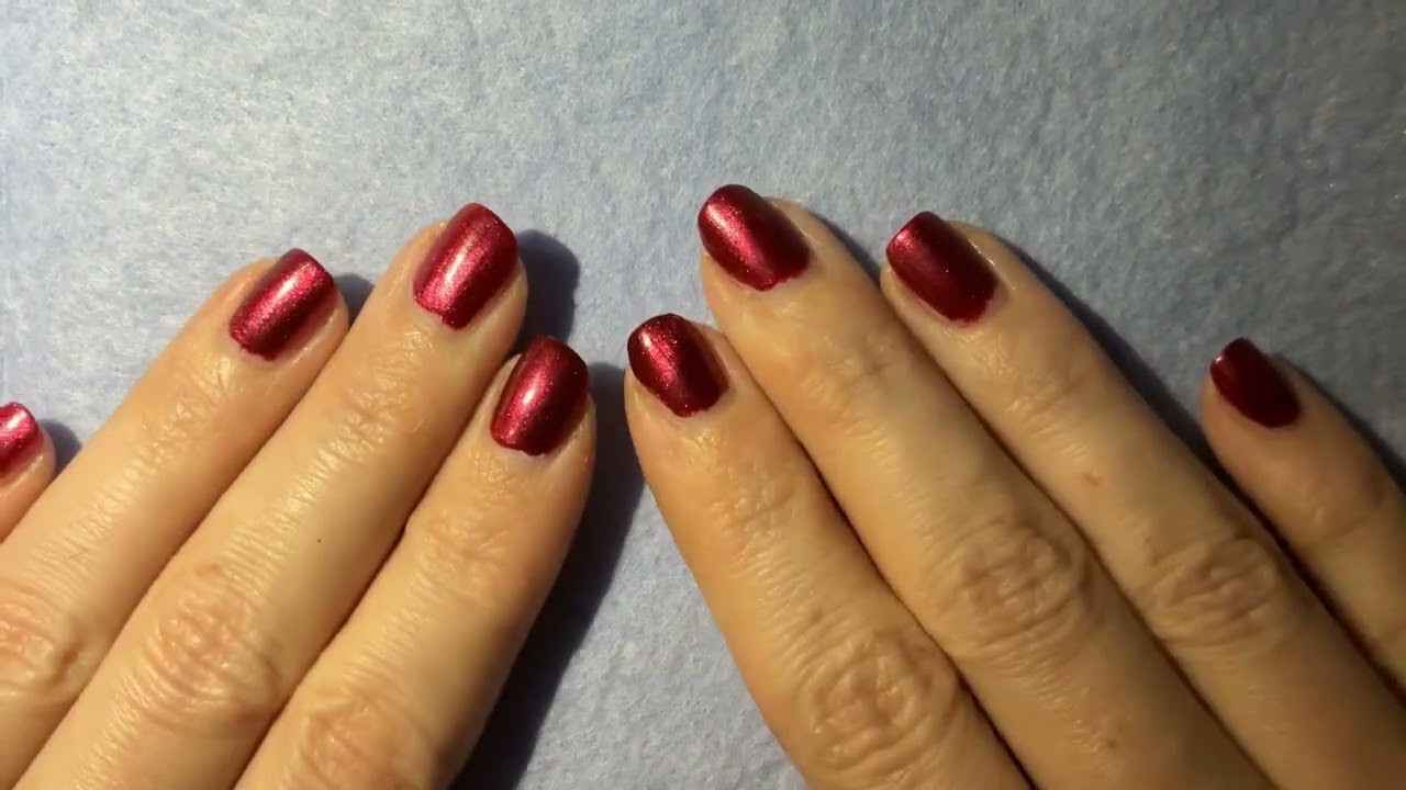 Nail Polishes I Wore In December 2025 (Xmas Mood: On)