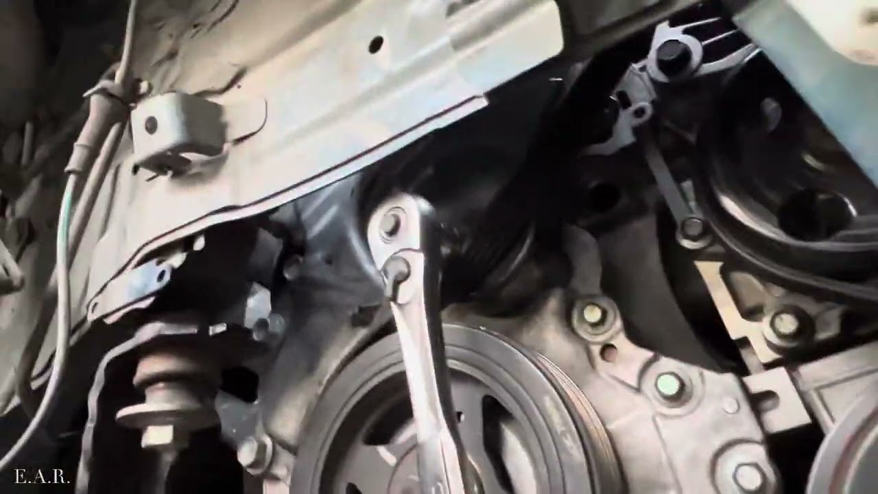 NISSAN SENTRA 2018 COMO REEMPLAZAR TENSOR DE BANDA DE SERPENTINA