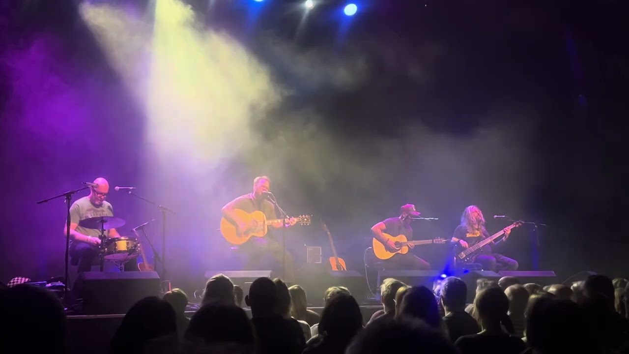 Turin Brakes - Underdog (Save Me) 27/02/25 Live