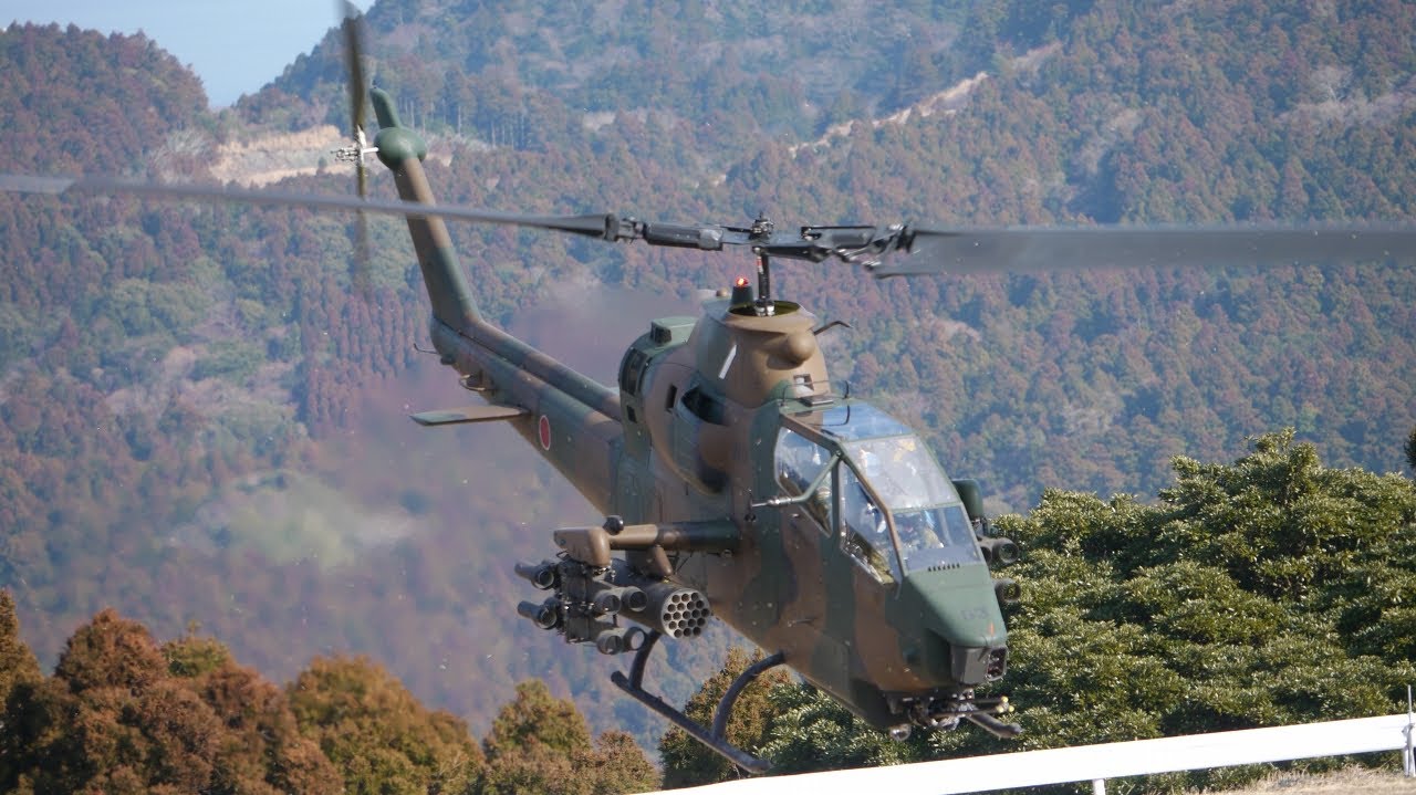 JGSDF AH-1　Cobra　Engine-Startup　（Mineokayama Sub Base2012)