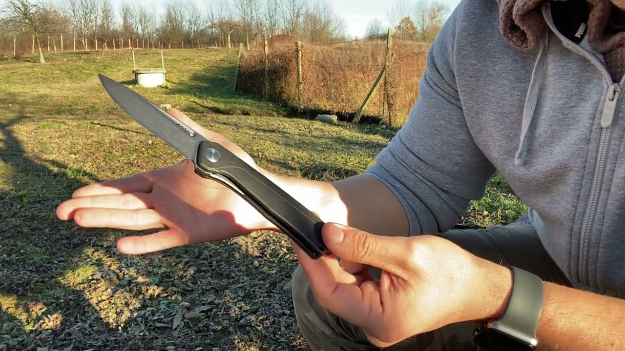 ANV Z200 - Review Of  A Broken Knife Design