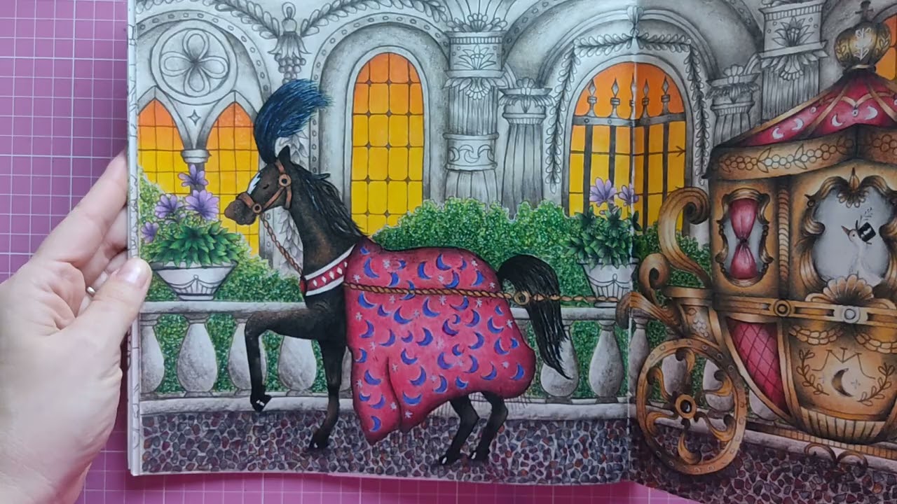 Mostrando livros e coloridos ( Eriy)