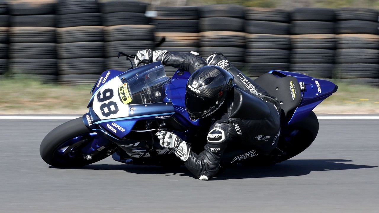 Session Circuit du Luc 1'02 - R1 piste | Groupe Pilote