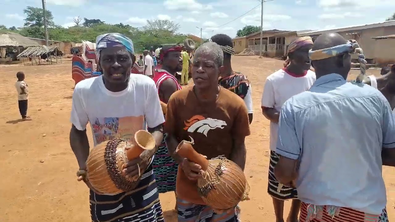 goly de faafouët ettienkro en prestation avec le goly de tianikro à kangoussou SP de dimbokro