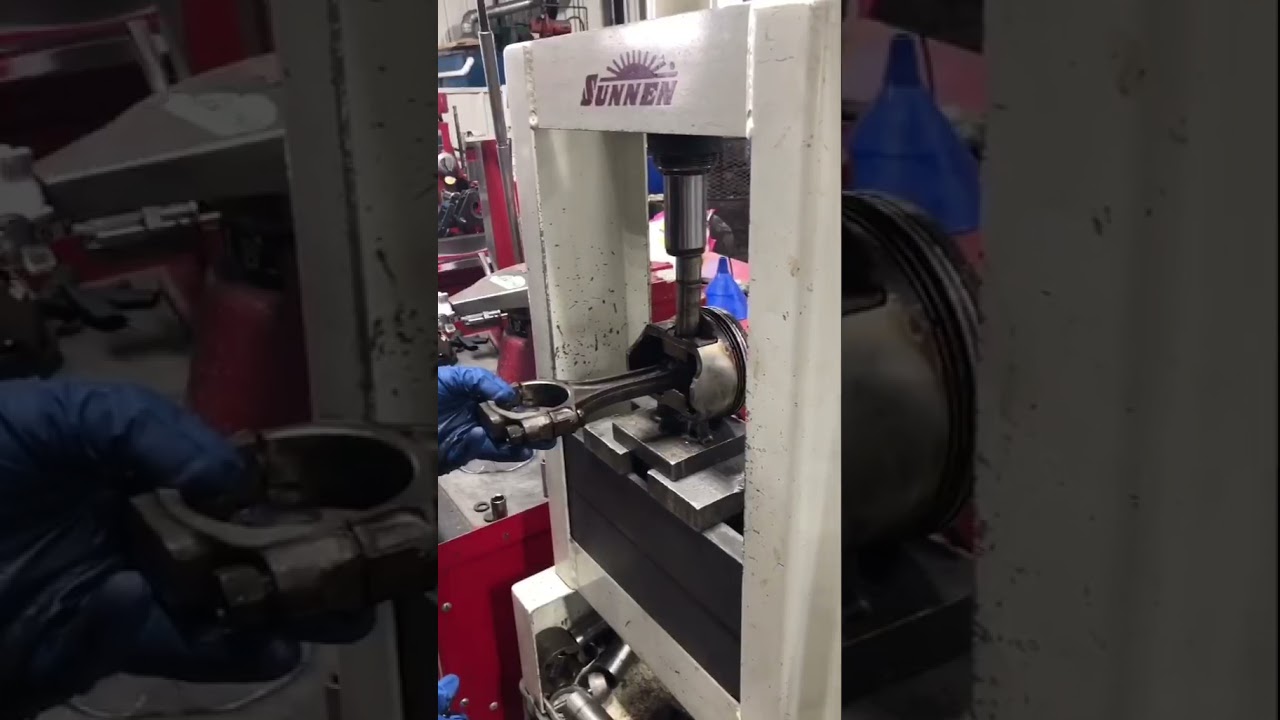 #shorts How we remove press fit pistons! @JAMSIONLINE