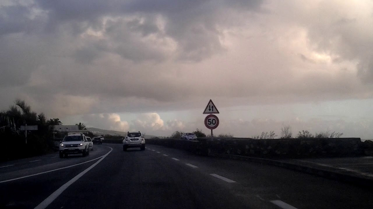 Temps nuageux fin de journée: De Saint Gilles vers Saint Leu ☁ 🌥