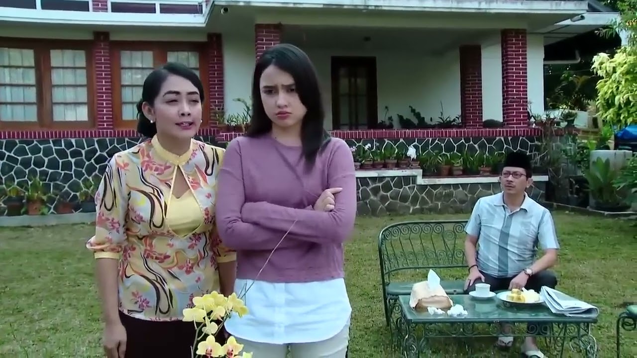 FTV SCTV TERBAIK - PEMBELI TAMPAN: DAGANGAN DIBELI, HATIKU AKU BERI