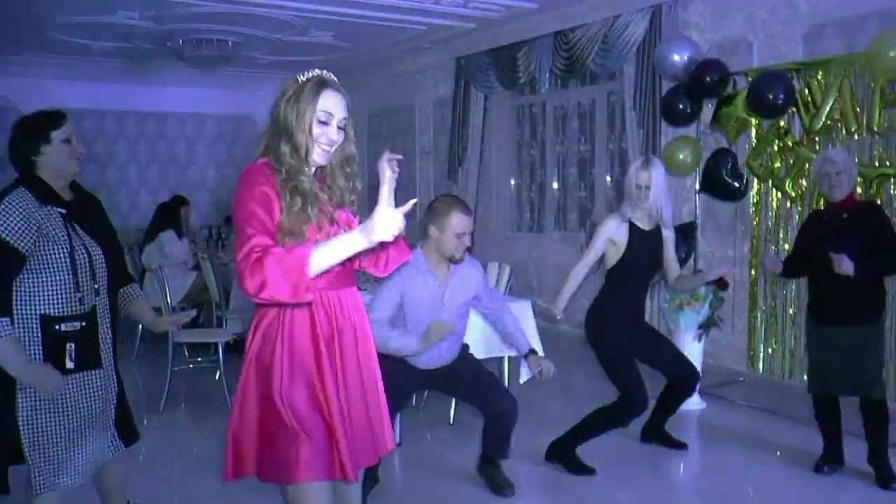День рождения Ани! *25* (клип)