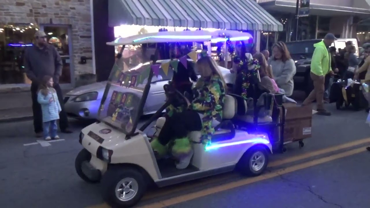 Oneonta Surprises With Mardi Gras Parade